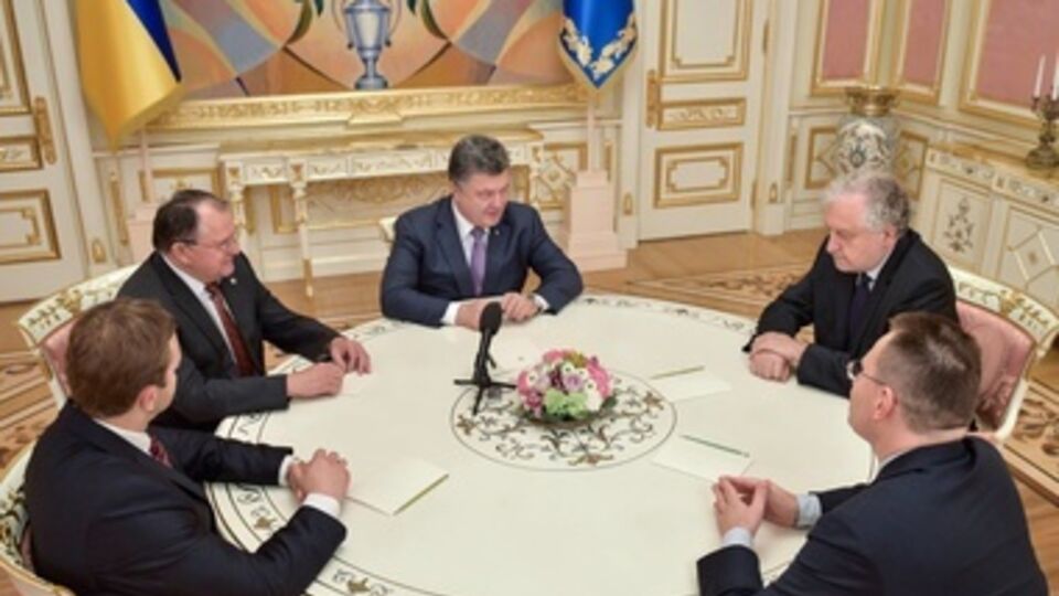 Порошенко поблагодарил Польшу, Литву и Латвию за поддержку