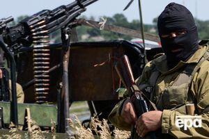 Через границу в Луганск продолжают перегонять военную технику