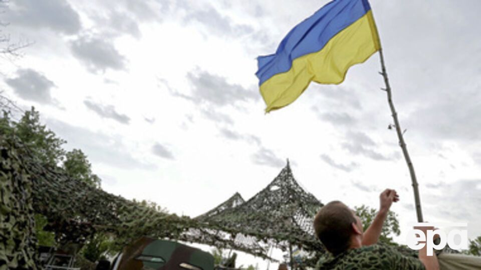 Ребятам очень трудно, они стоят из последних сил, сообщил Ляшко