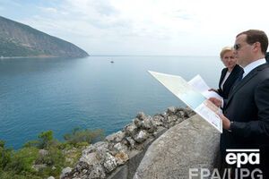 Медведев приказал "пересчитать" крымчан