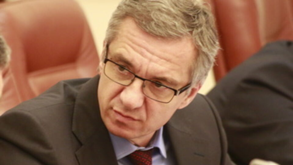 Александр Шлапак: Мы оставляем все социальные программы