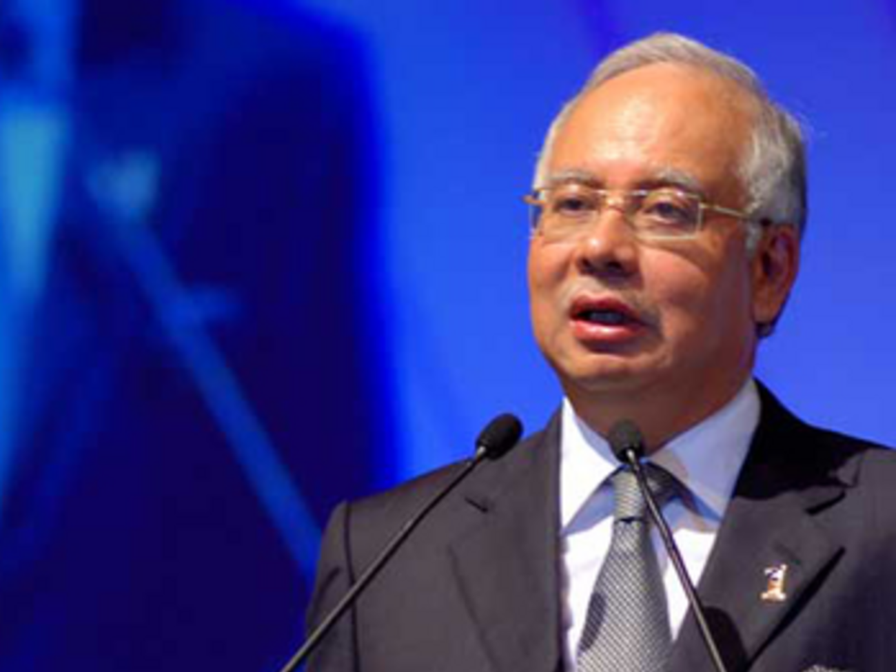 Глава правительства Малайзии требует расследовать катастрофу