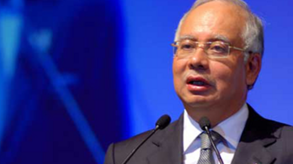 Глава правительства Малайзии требует расследовать катастрофу