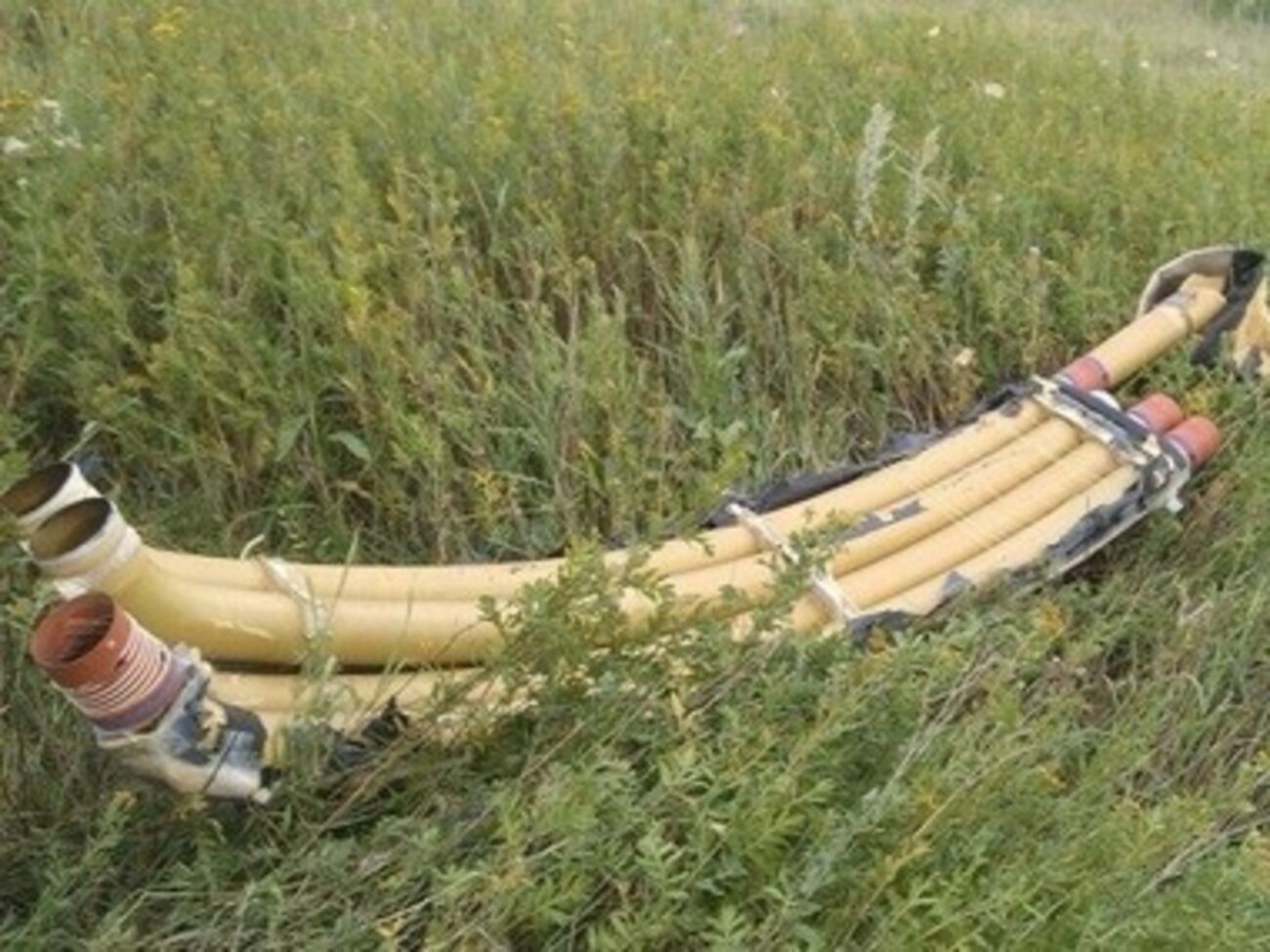 Обломки Boeing 777, найденные на месте крушения