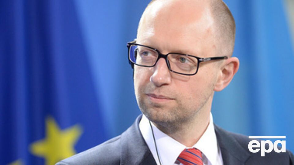 Яценюк призвал судить виновных в крушении Boeing