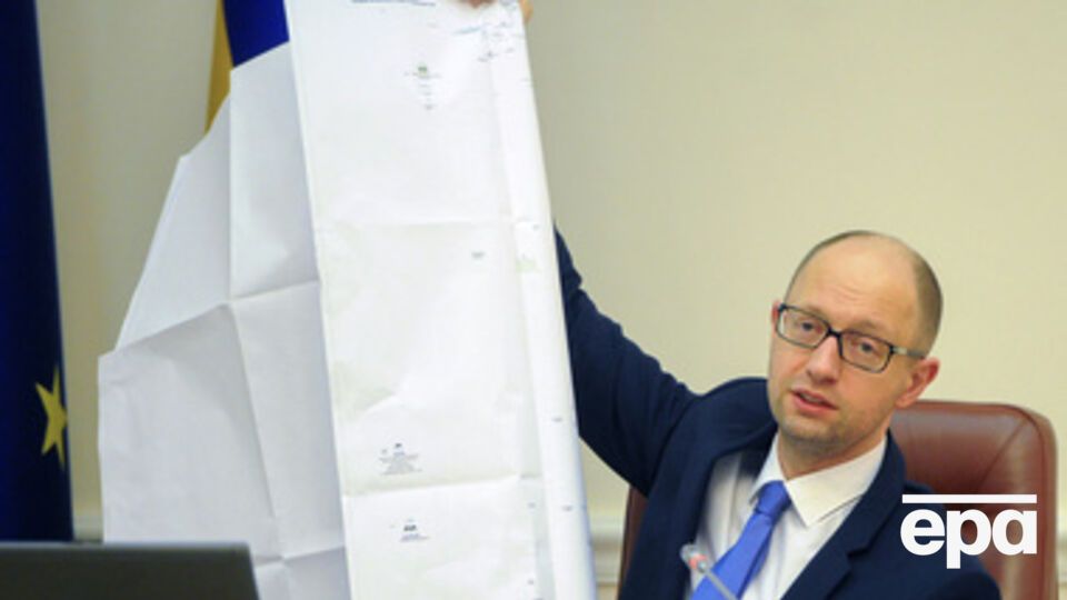 В газовых хранилищах накоплено 14 млрд кубических метров газа, заявил Яценюк