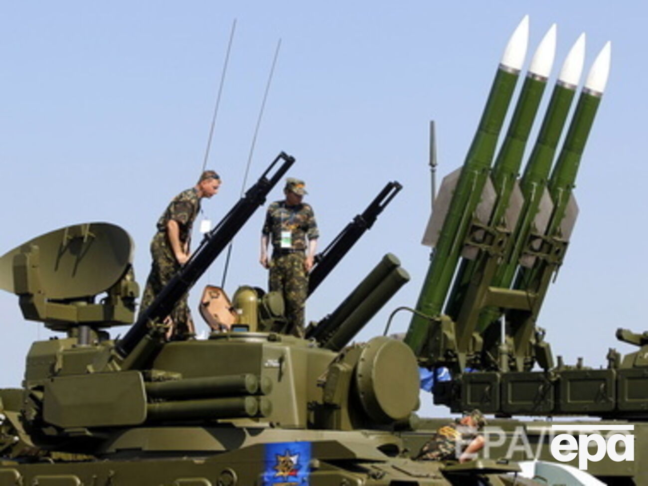 Ракетная система "Бук М-2" состоит на вооружении армии РФ