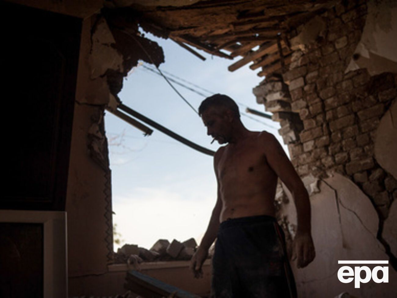 Артобстрелы Луганска не прекращаются