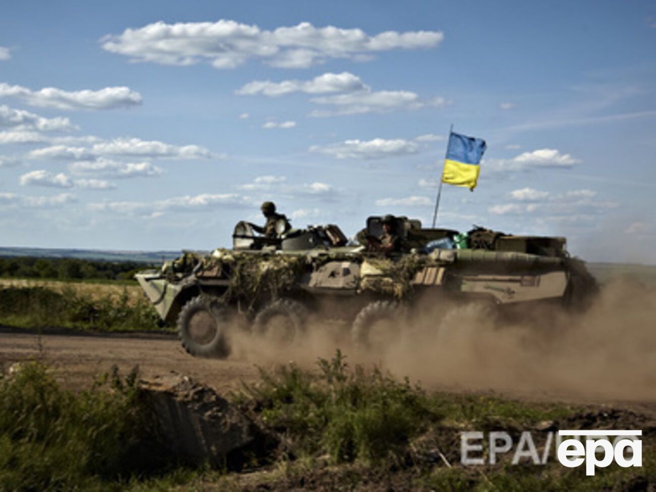 По данным СМИ, боевики отступают из Луганска