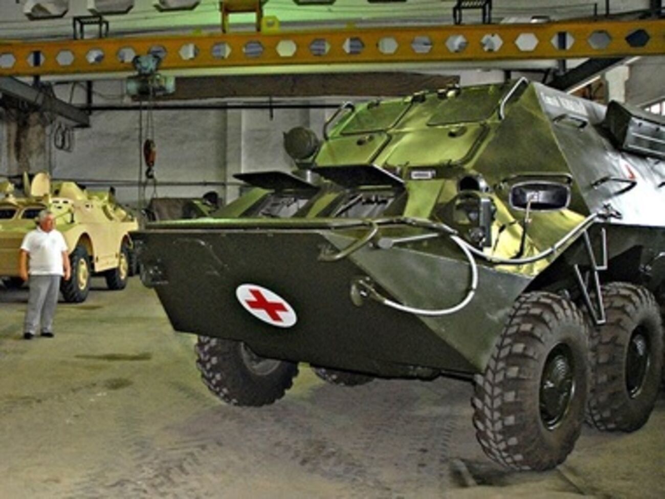 В Николаеве создали бронетранспортер-операционную