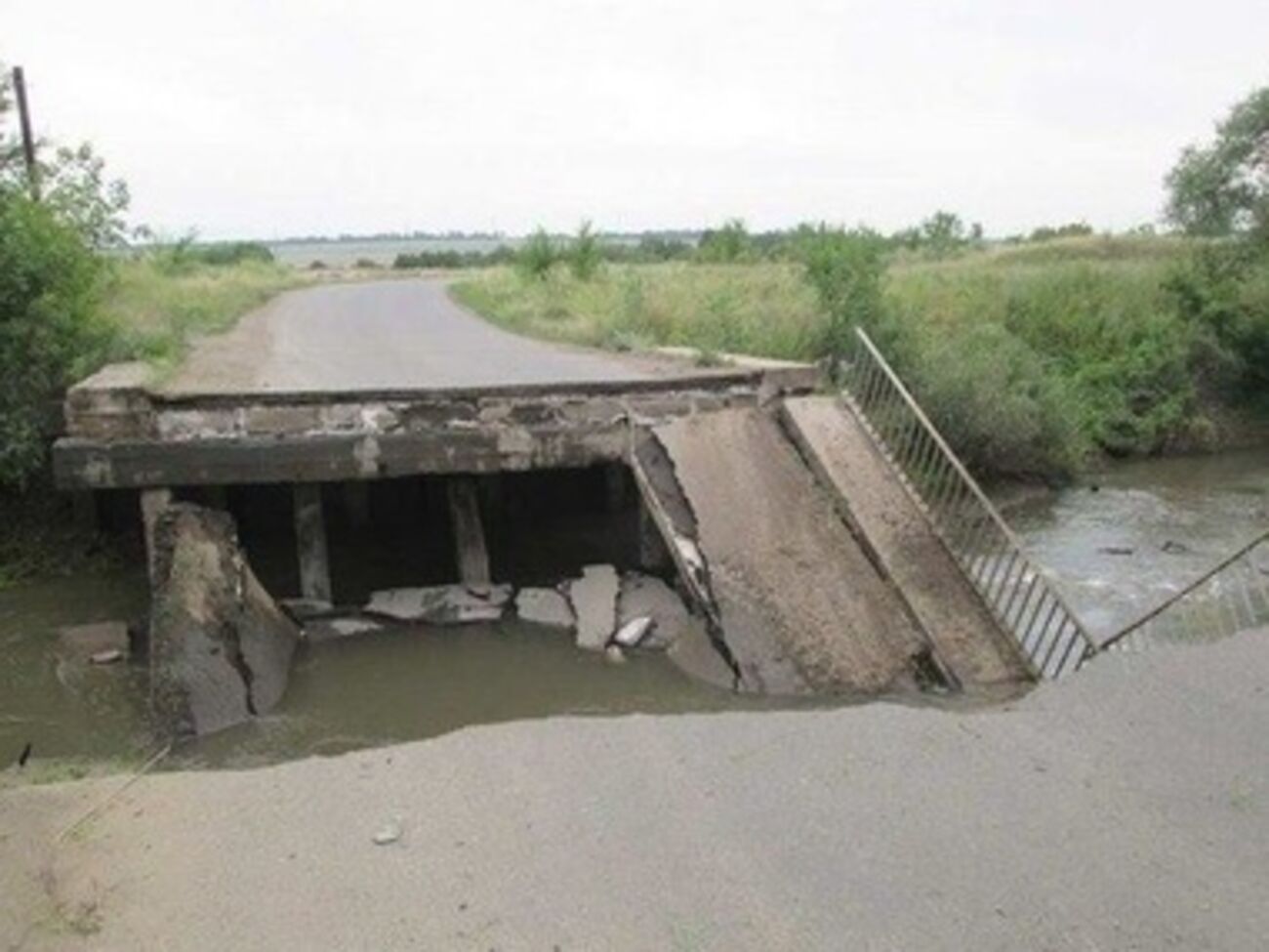 Мост через реку Лугань