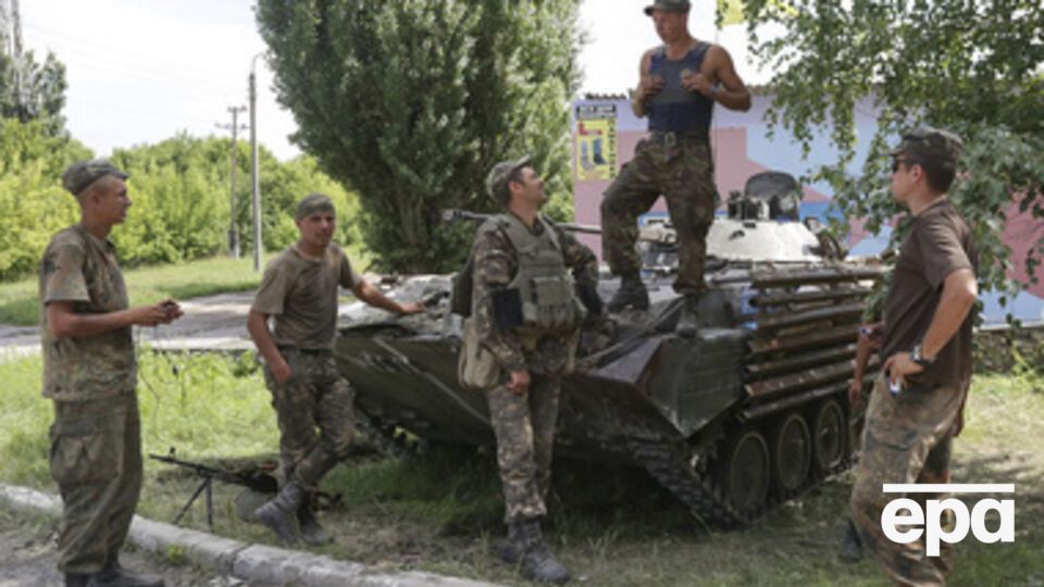 Украинских военных обстреливают с территории России, заявили в Минобороны