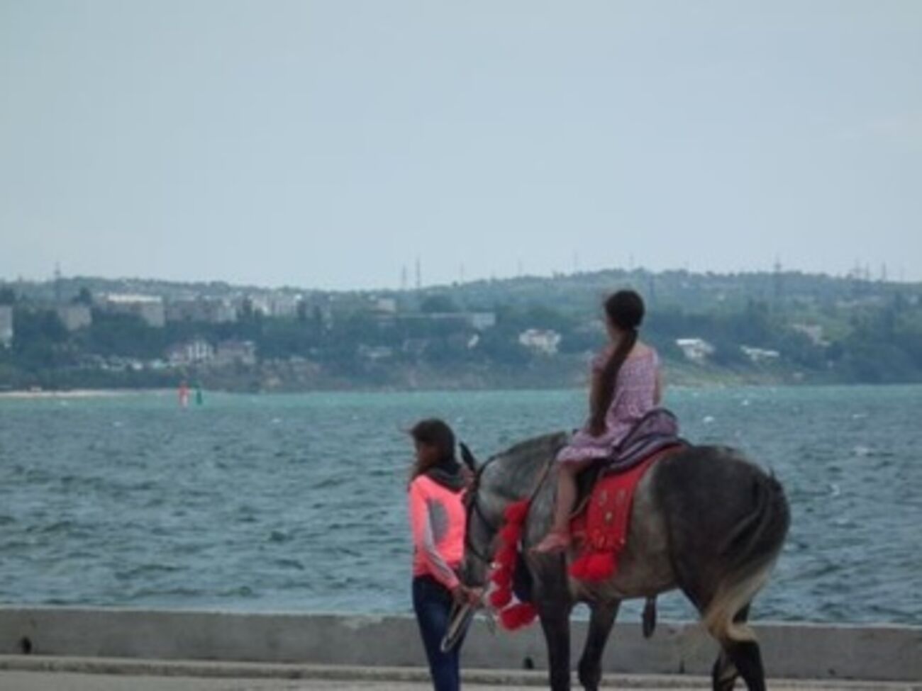 Туристы не рвутся в Крым