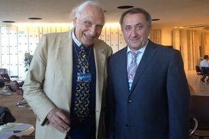 Богдан Данилишин (справа) на встрече в рамках 24 сессии ООН в Женеве. Сентябрь 2013 года