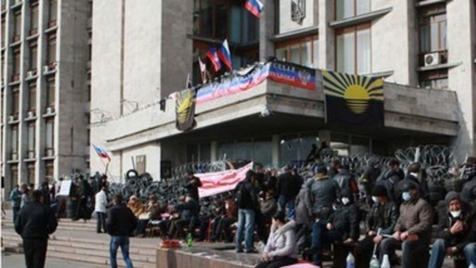 Охранять здание ОГА поручили чеченским наемникам, заявили в СНБО