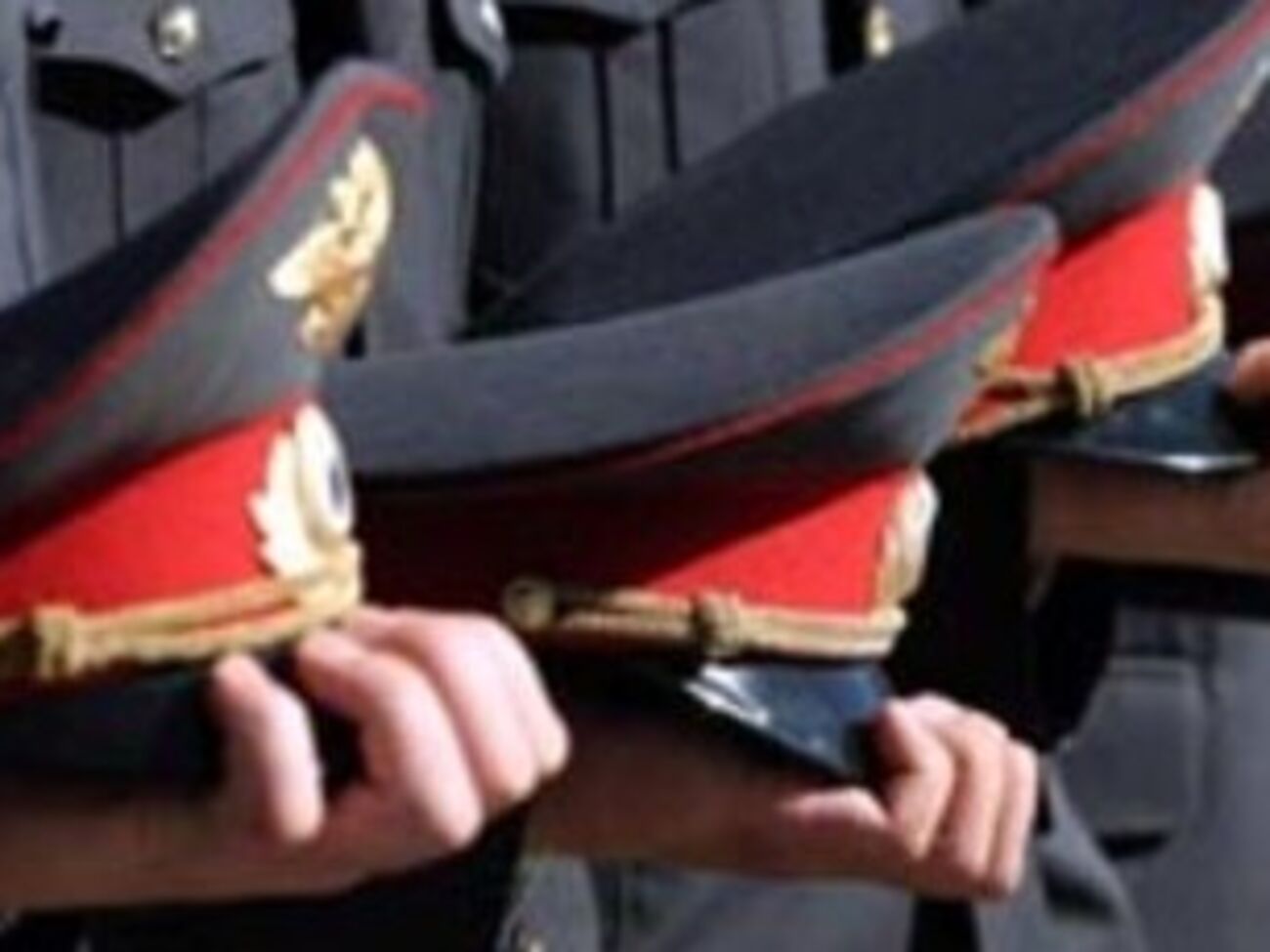 Компрессорная станция контролирует давление газа в транзитной трубе