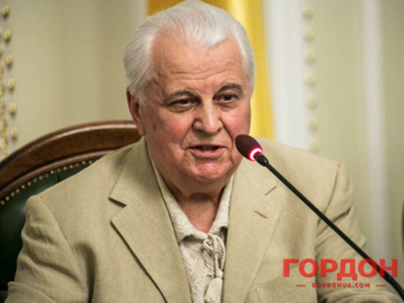 Нет человека мира, когда у тебя в доме враг, заявил Кравчук