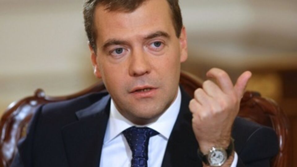 По словам Медведева, у Украины --- огромная задолженность за газ