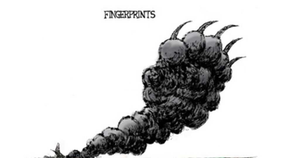 Некоторые западные СМИ открыто обвиняют Россию в произошедшем, некоторые --- тонко намекают