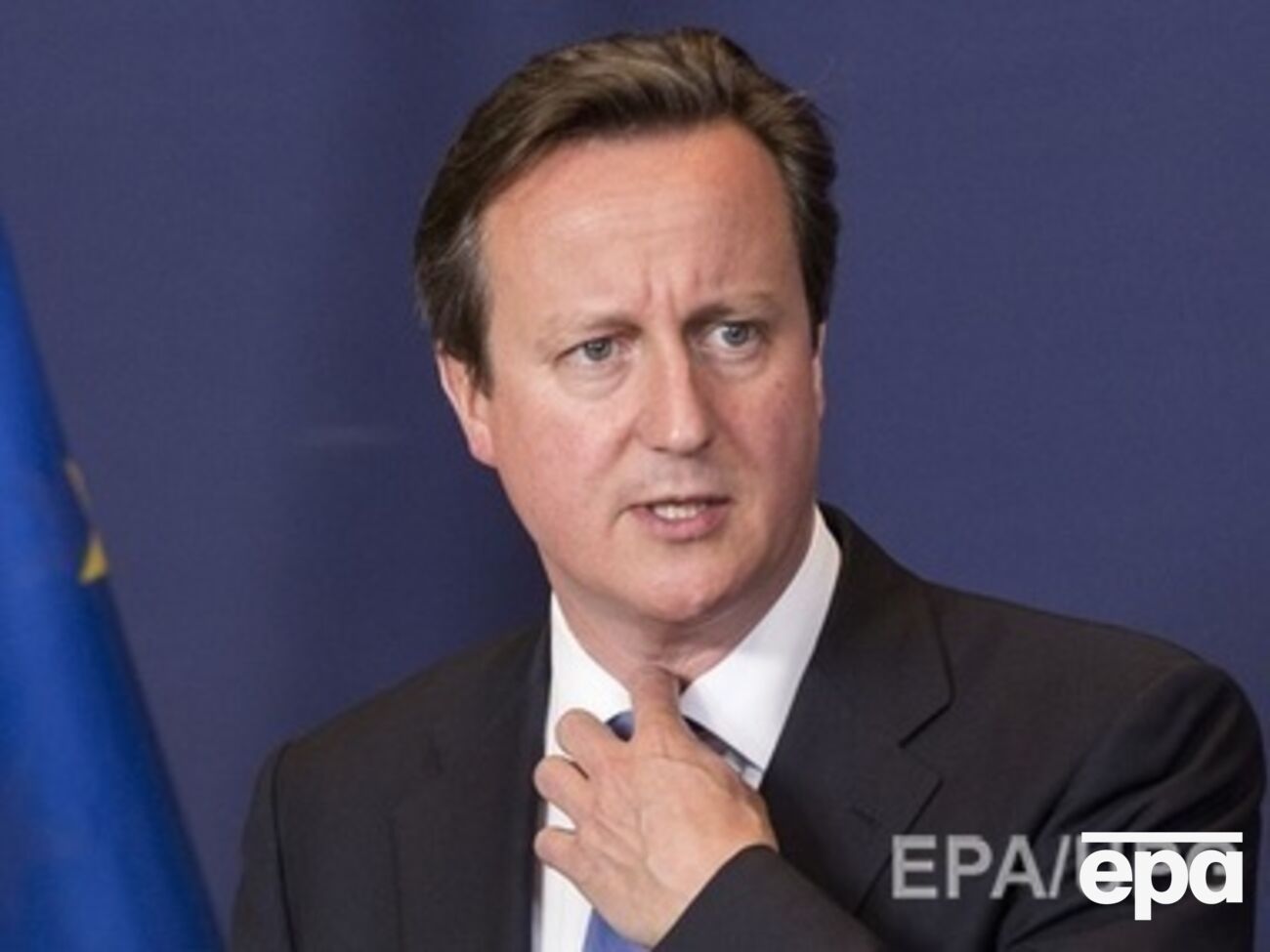 Кэмерон уверен, что война на Донбассе и крушение малайзийского Boeing --- дело рук президента России