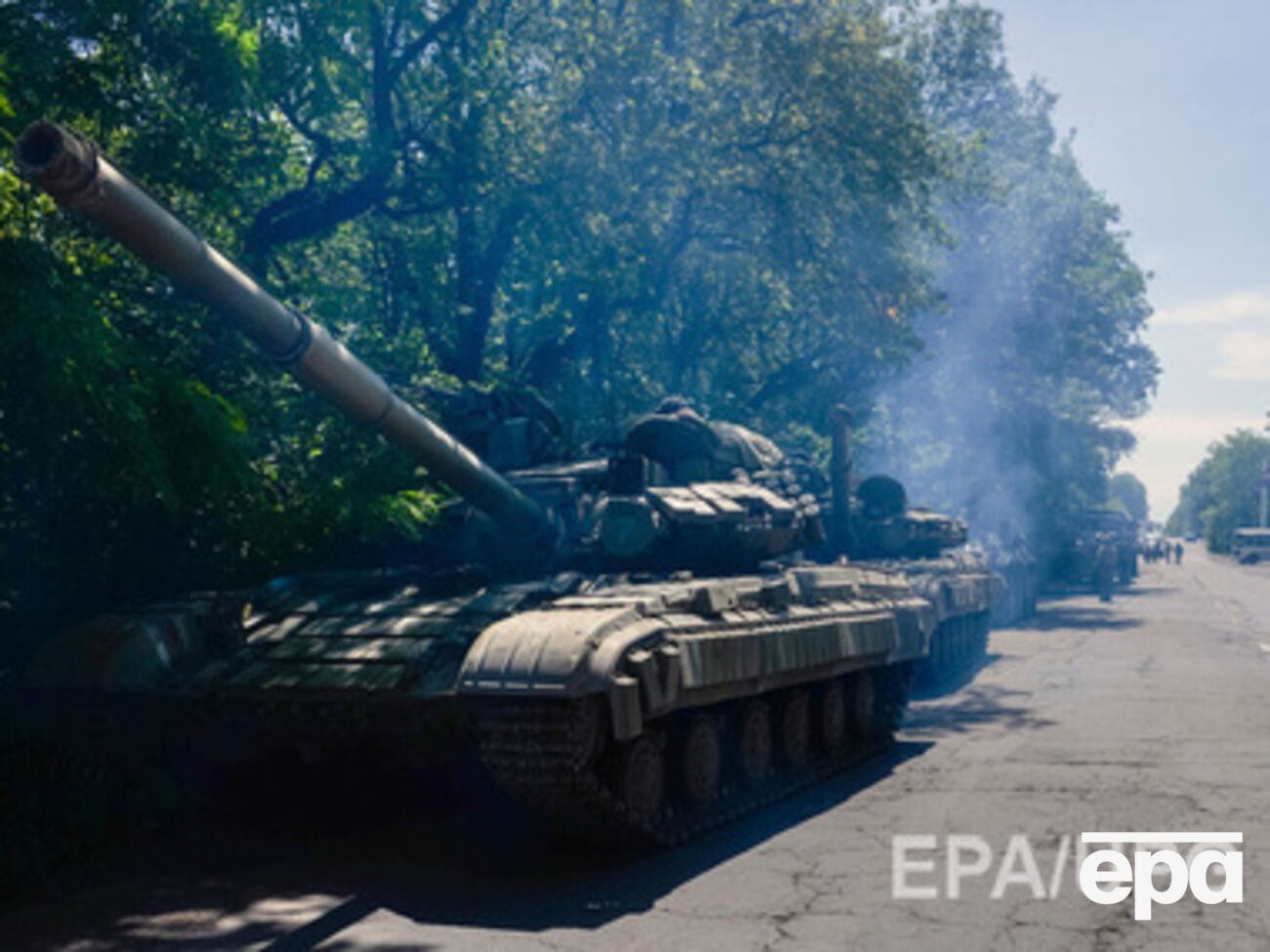 Сепаратисты пытаются удержать под своим контролем города Горловку, Авдеевку и Донецк