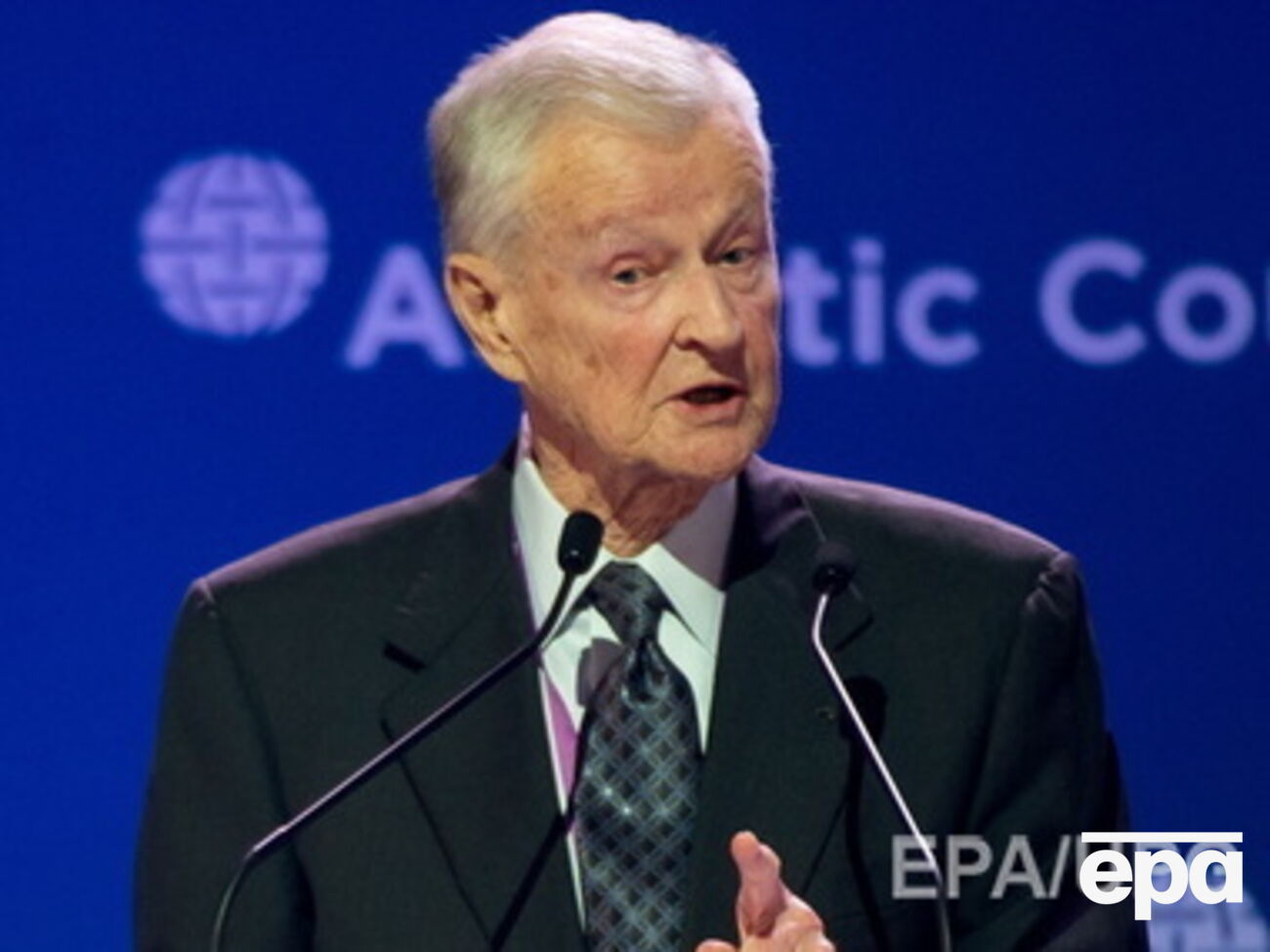 Покровитель тех, кто сбил Boeing, должен заплатить за жертвы, заявил Бжезинский