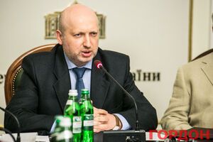 СНБО принял решение о частичной мобилизации, заявил Турчинов