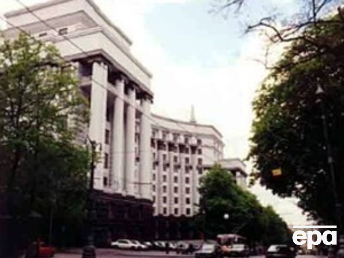 Пенсионеры должны обратиться в органы Пенсионного фонда Украины