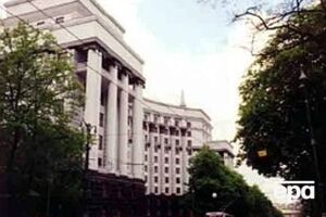 Пенсионеры должны обратиться в органы Пенсионного фонда Украины