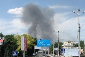 В Донецке загорелся рынок возле вокзала