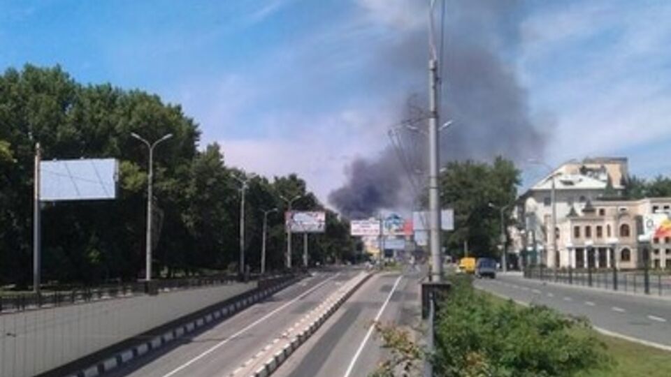 Столкновения в Донецке продолжаются