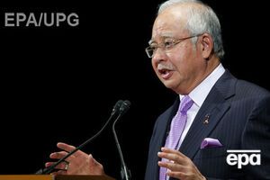 Сегодня премьер Малайзии Наджиб Тун Разак по телефону поговорили с одним из лидеров донецких боевиков, гражданином России Александром Бородаем