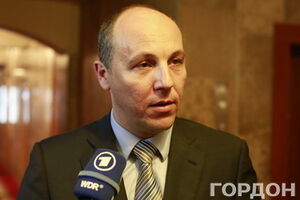 Андрей Парубий: Террористы обстреливают пустую территорию Российской Федерации, а в ответ наносятся удары по нашим позициям