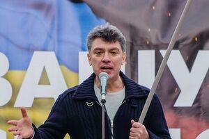 Немцов: Путин может принять решение о закрытии интернета, чтобы прекратить коммуникации