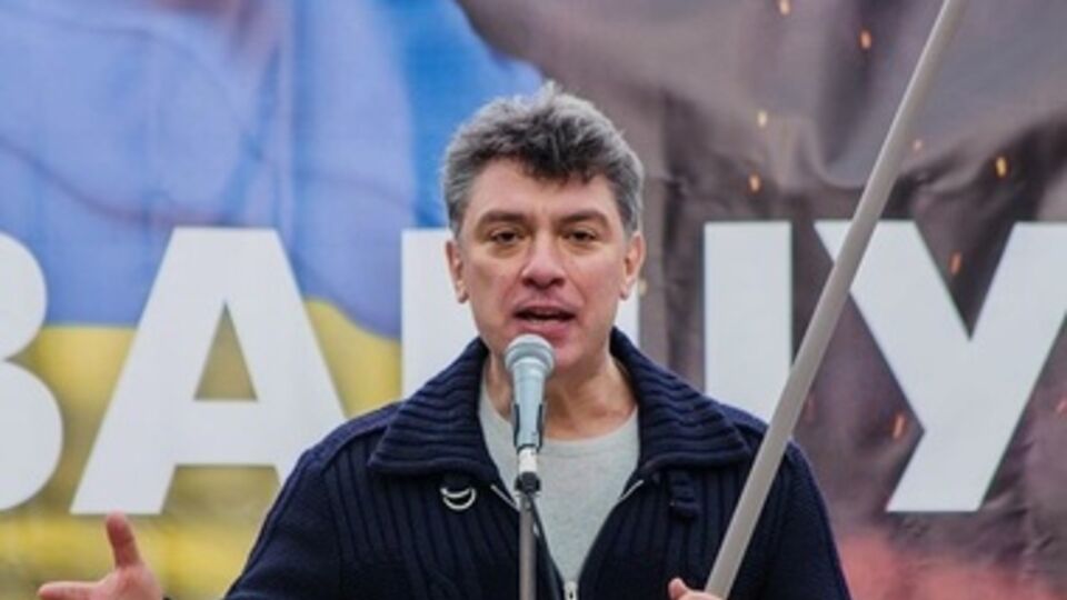 Немцов: Путин может принять решение о закрытии интернета, чтобы прекратить коммуникации