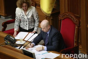 Александр Турчинов заявил, что обратится к президенту Украины