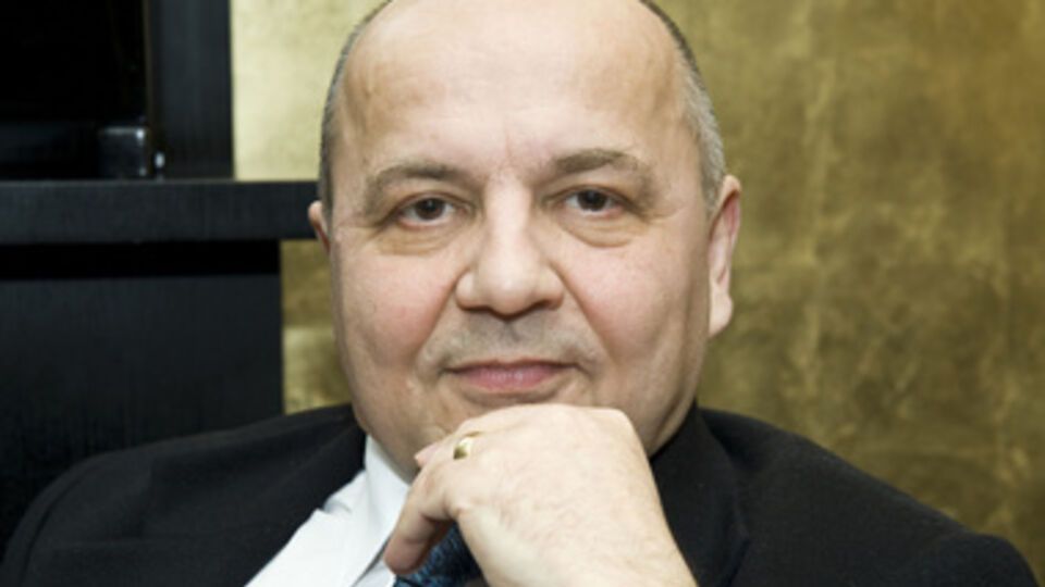 Виктор Суворов: Наемные ватники на Донбассе почувствовали вкус крови и полную безнаказанность. Они скоро вернутся в Россию. Попробуйте таких людей поставить под закон