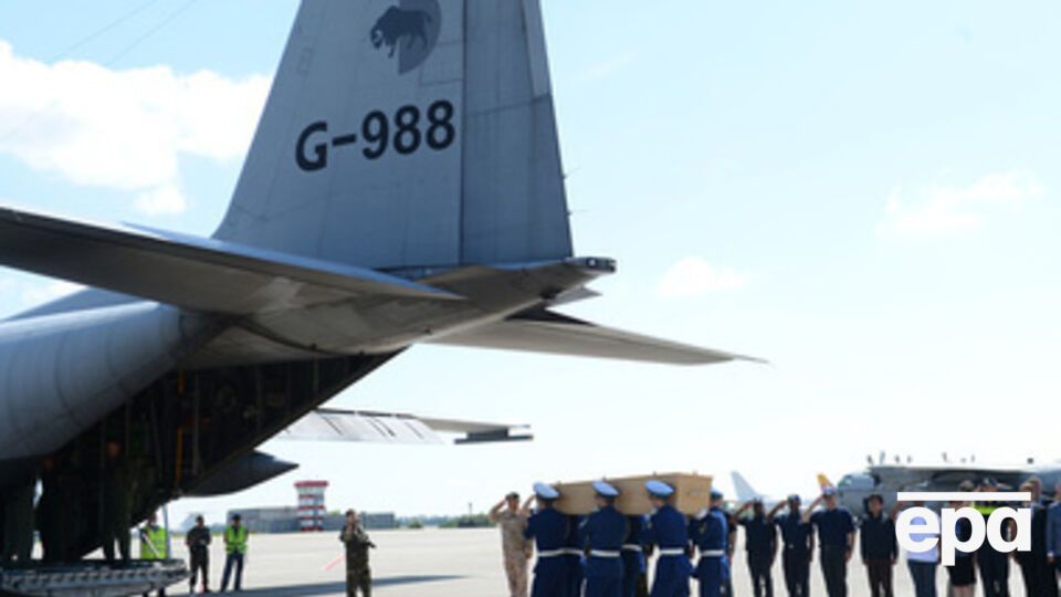 Из Харькова отправили первый рейс с телами пассажиров MH17. Фоторепортаж