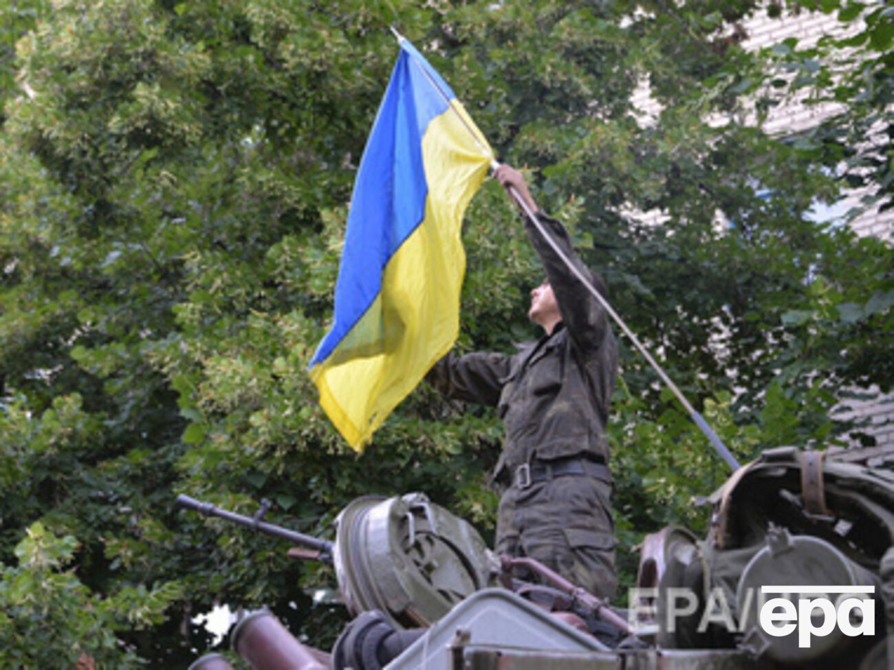 Украинские войска освобождают Донецкую область от боевиков