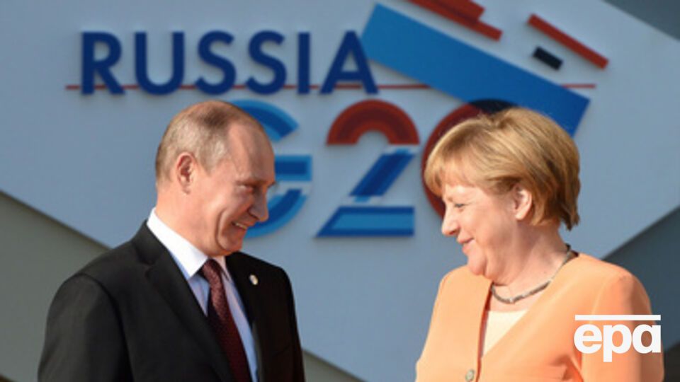 Владимира Путина и Ангелу Меркель Лисичанск позвал на помощь