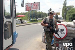 На фото --- пророссийский сепаратист