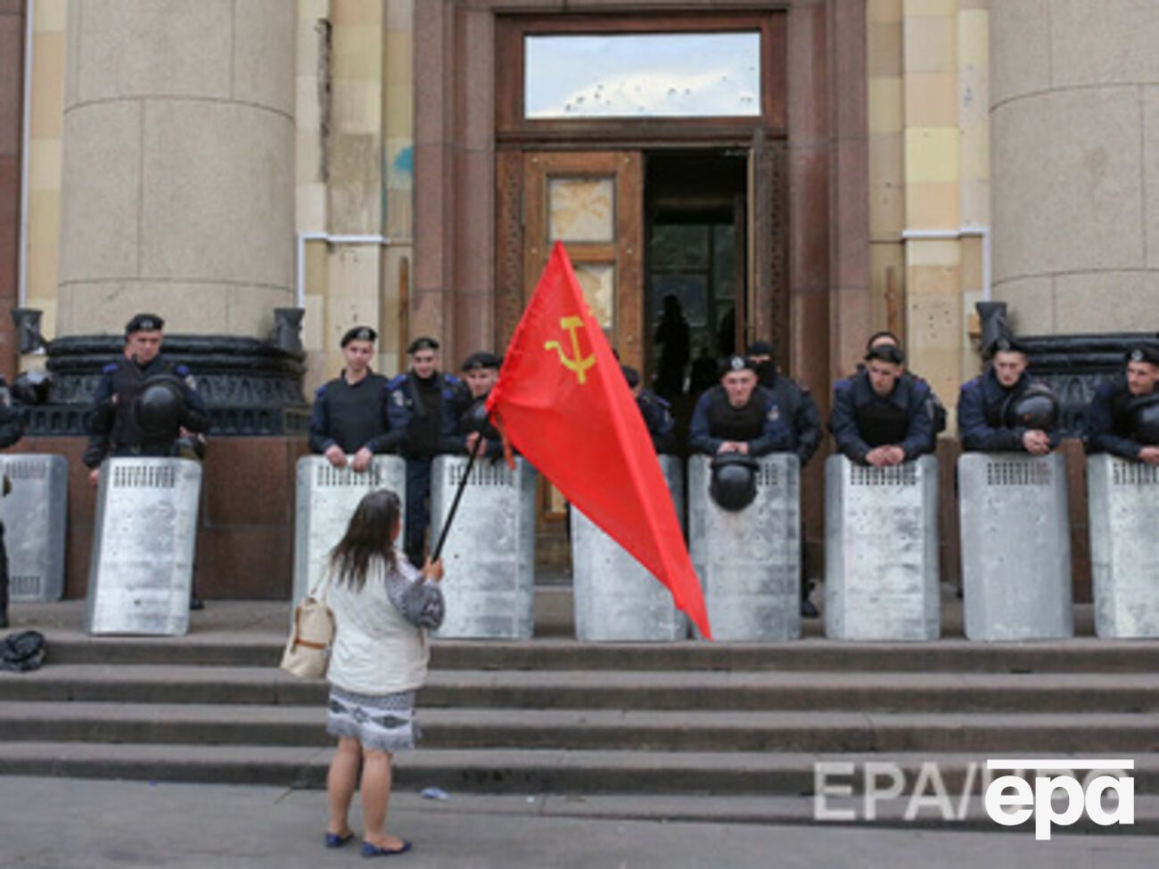 Коммунистам грозит запрет политической деятельности и уголовная ответственность за сепаратизм