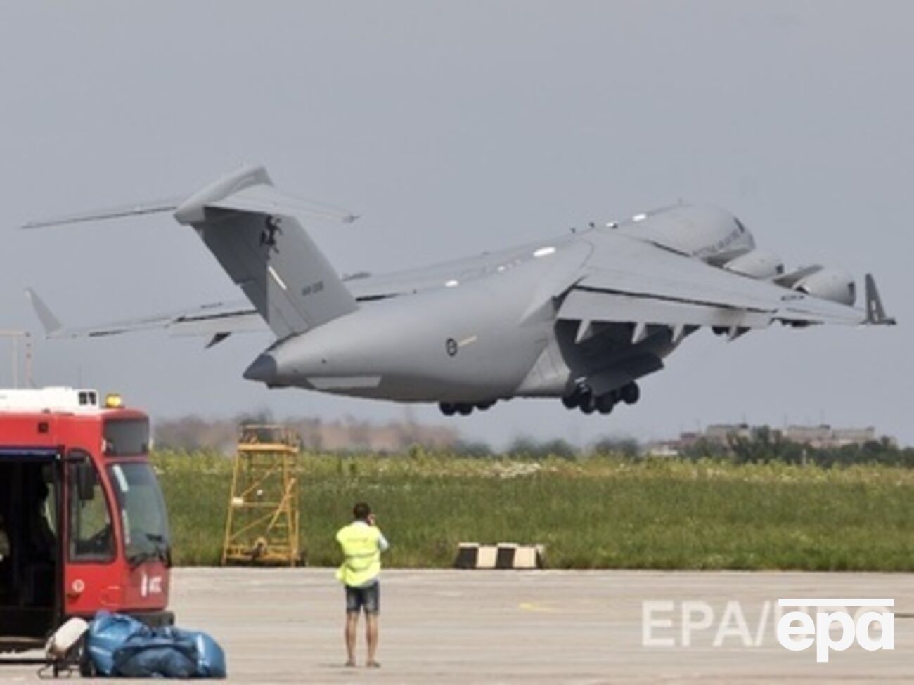 Из Харькова в Нидерланды за последних два дня вылетели четыре самолета с телами погибших пассажиров