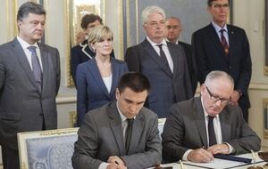 Подписи под Меморандумом поставили главы МИД Украины и Нидерландов