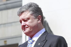 Петр Порошенко: Рассчитываю на то, что горячие эмоции утихнут, а верх возьмут холодный ум и чувство ответственности