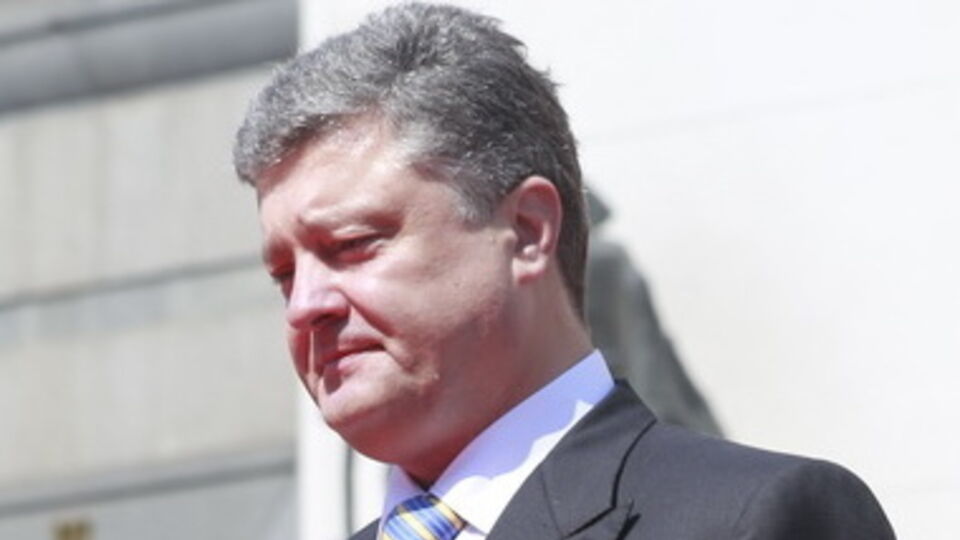 Петр Порошенко: Рассчитываю на то, что горячие эмоции утихнут, а верх возьмут холодный ум и чувство ответственности