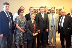 Чубаров и Джемилев провели открытые переговоры с депутатами Европарламента