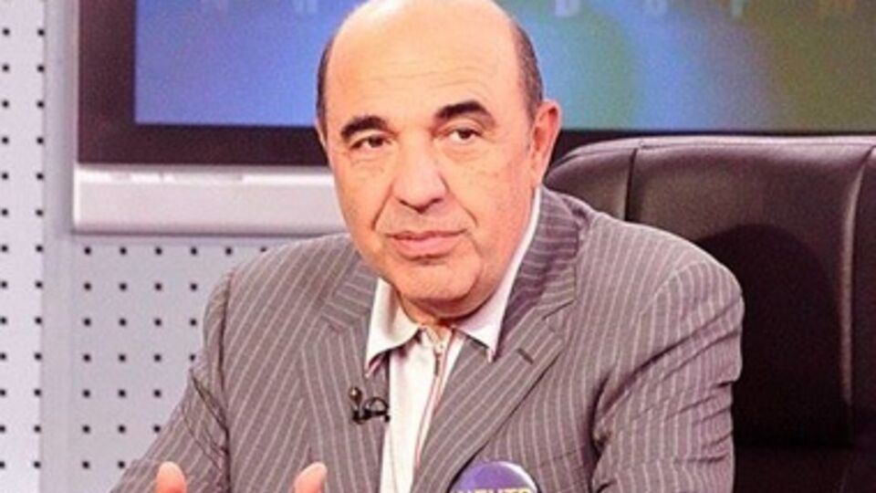 Рабинович считает, что правительство должно немедленно уйти