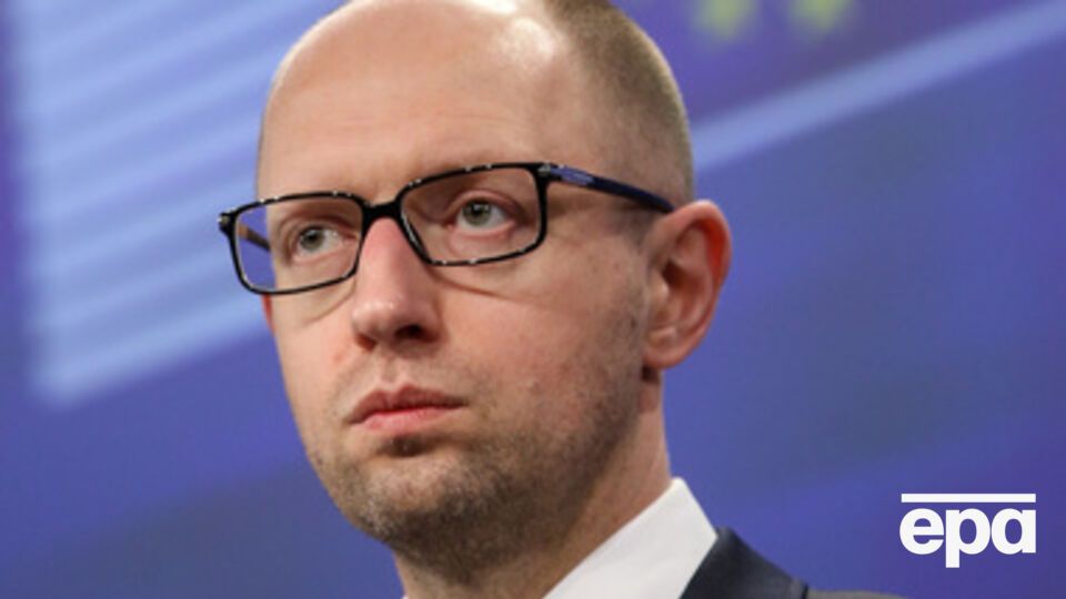 Заявление Яценюка об отставке уже в Парламенте