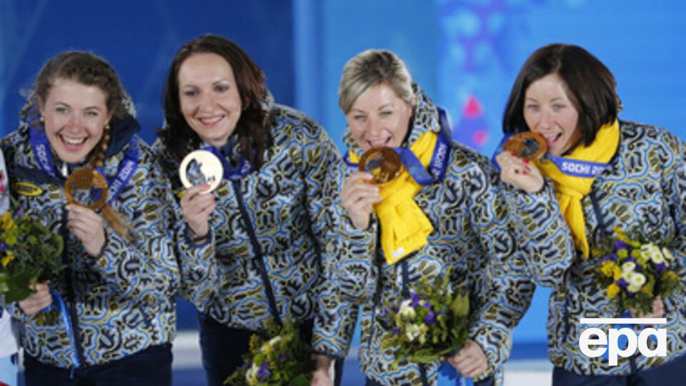 Украинские биатлонистки выиграли золото в эстафете на Олимпиаде в Сочи